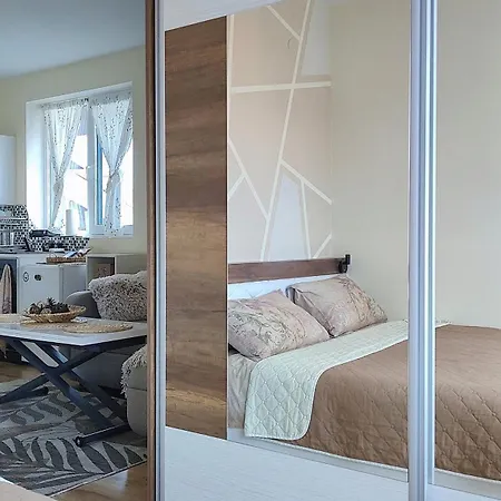 Apartment Serenity, *